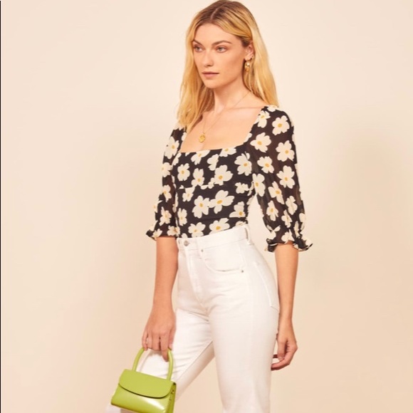 Reformation Tops - Reformation Georgia Daisy Chain Print size 8